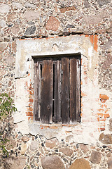 Image showing old crumbling building  