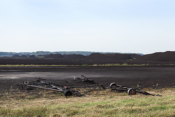 Image showing extraction of peat  