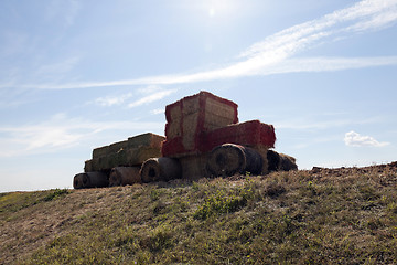 Image showing Tractor straw, close-up  