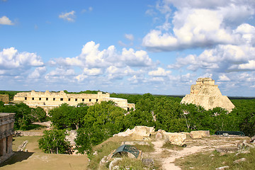 Image showing Overview of mayan site