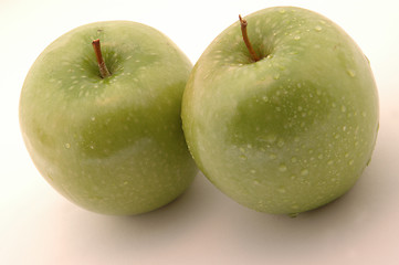 Image showing granny smith twice horizontal