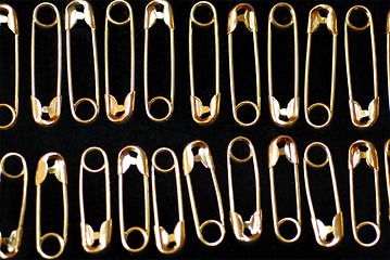 Image showing Alternating Safety Pins
