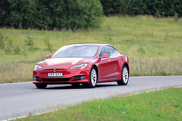 Image showing Red Tesla Model S New Look