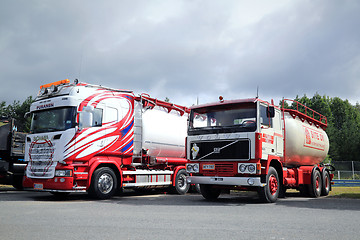 Image showing New Scania and Nostalgic Volvo F1225 Tank Trucks