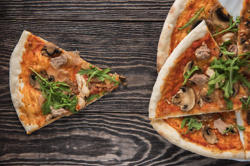 Image showing Pizza with chicken and mushrooms