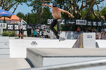 Image showing Daniel Ferreira during the DC Skate Challenge