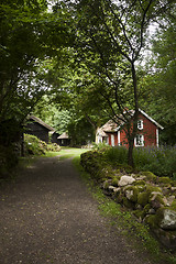 Image showing side-cottages