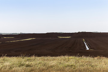 Image showing extraction of peat