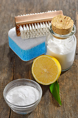 Image showing Baking soda, lemon, sponge for cleaning