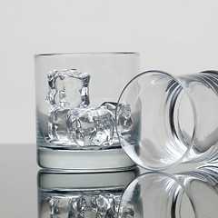 Image showing glasses and icecubes