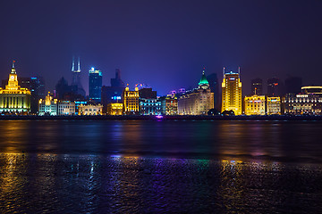 Image showing beautiful shanghai bund at night , China