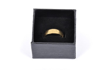 Image showing Jewel box with golden wedding ring