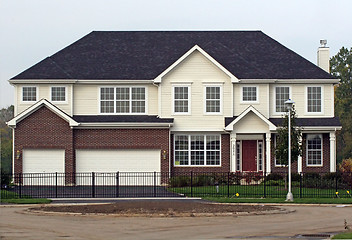 Image showing Upscsale Model Home 2