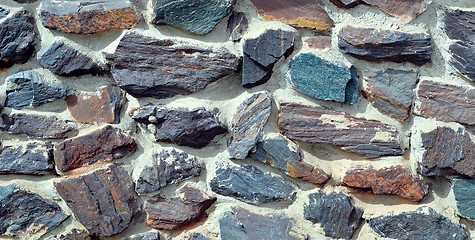 Image showing The texture in the form of a wall of colored quartz