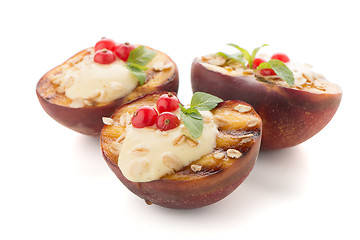 Image showing Grilled peaches dessert