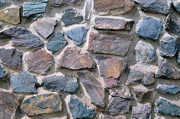 Image showing The texture in the form of a wall of colored quartz