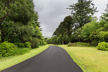 Image showing asphalt road at connemara in ireland