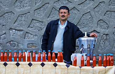 Image showing carrot juice seller