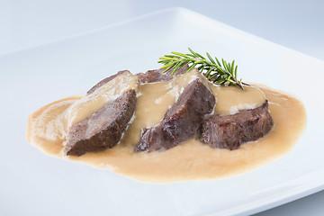 Image showing stew beef cheeks with wine sauce spanish recipe