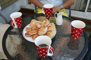 Image showing Laid coffee table