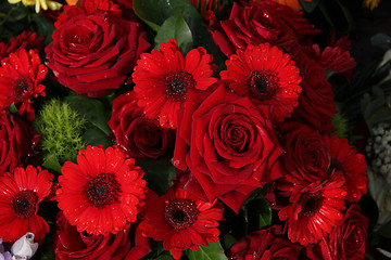 Image showing Red roses and gerberas