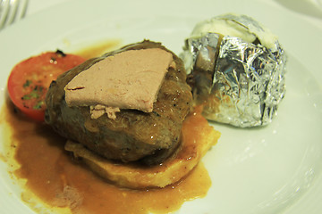 Image showing Tournedos with gravy