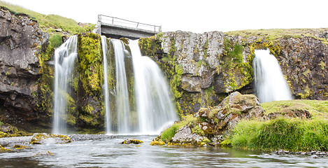 Image showing Kirkjufellsfoss waterfall near the Kirkjufell mountain