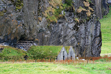 Image showing double rocky house