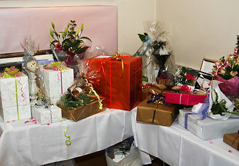 Image showing gifts