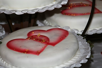 Image showing wedding heart cake