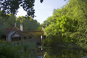 Image showing House by the lake