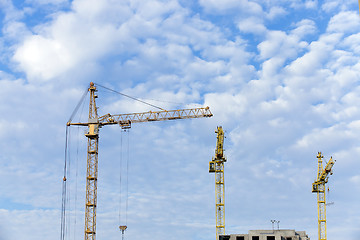 Image showing construction of a new home