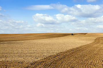 Image showing tractor in the field