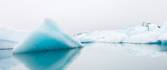 Image showing Jokulsarlon is a large glacial lake in southeast Iceland