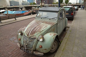 Image showing Old Rusty Classic Citroen