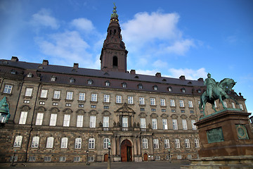 Image showing Christiansborg Palace in early morning, Copenhagen, Denmark