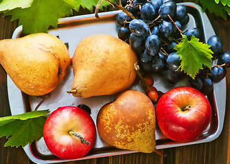 Image showing autumn fruits