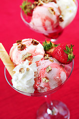 Image showing Strawberry ice cream sundae