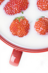 Image showing strawberry and milk