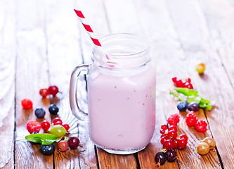 Image showing yogurt with berries