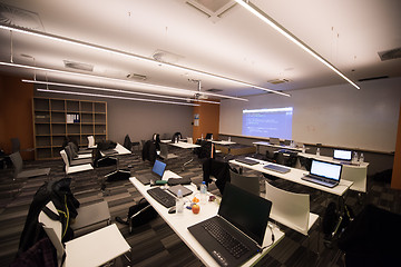 Image showing empty it classroom