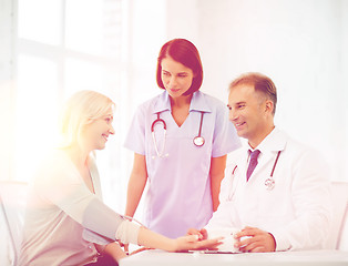 Image showing doctor and patient in hospital