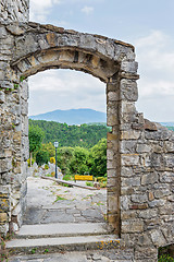 Image showing View thru the arch