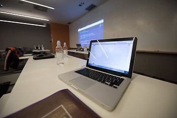 Image showing empty it classroom