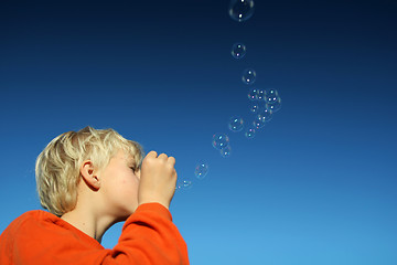 Image showing bubble train