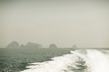 Image showing ocean view from board of sailing boat or yacht