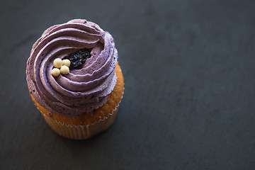 Image showing Cupcakes desert cream