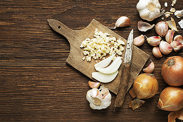 Image showing Garlic and onions