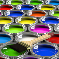 Image showing Multiple open paint cans.