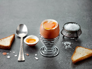 Image showing freshly boiled egg